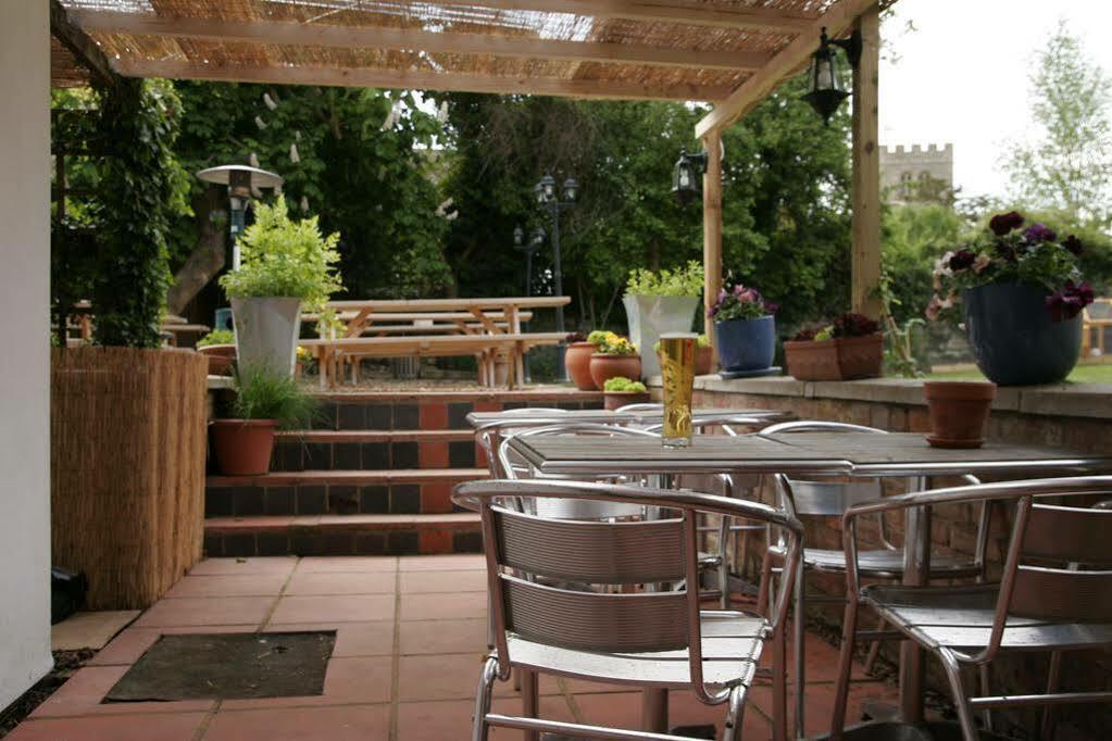 Hotel The White Hart Sherington Exterior foto