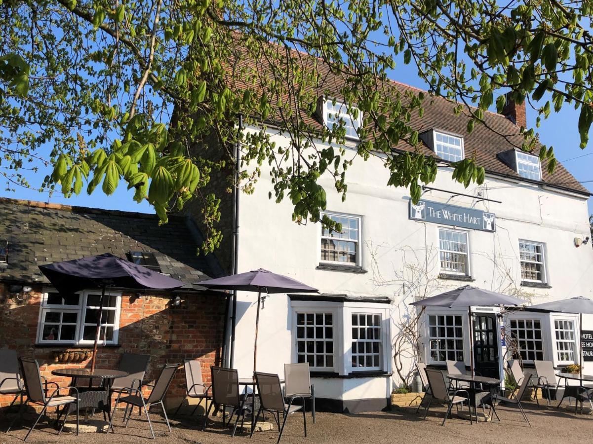 Hotel The White Hart Sherington Exterior foto